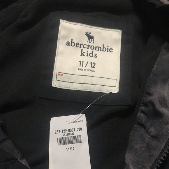 Abercrombie Sweatshirt - Picture 6 of 7